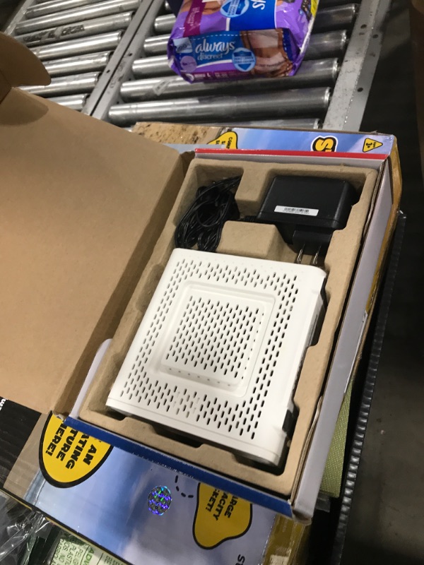 Photo 1 of ARRIS (SB8200) - Cable Modem - Fast DOCSIS 3.1 32x8 Gigabit Cable Modem , Approved for Comcast Xfinity, Cox, Charter Spectrum, & more | 1 Gbps Max Internet Speed, 4 OFDM Channels