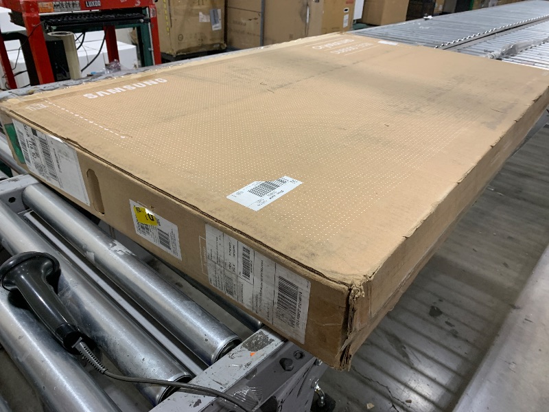 Photo 1 of SAMSUNG 50-Inch Class 4K Crystal UHD DU8000 Series HDR Smart TV w/Object Tracking Sound Lite, Motion Xcelerator, Ultra Slim Design, Gaming Hub, Alexa Built-in (UN50DU8000, 2024 Model)