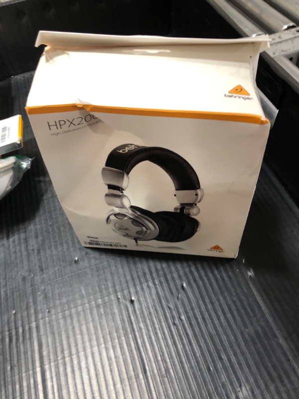 Photo 1 of Behringer HPX2000 High-Definition DJ Headphones