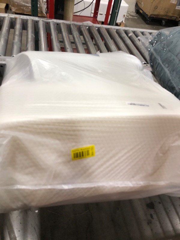 Photo 1 of WEDGE PILLOW 