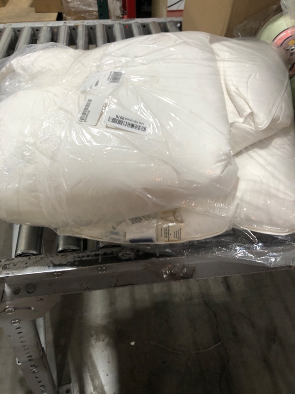 Photo 1 of Double Stitch Luxury US White Down Pillow - Made in Canada, 400 Thread Count 100% Cotton Shell, Soft 3-Chamber Sleeping Bed Pillows, 700 Fill Power, Medium, King, 2 Pack (20" x 36") ?