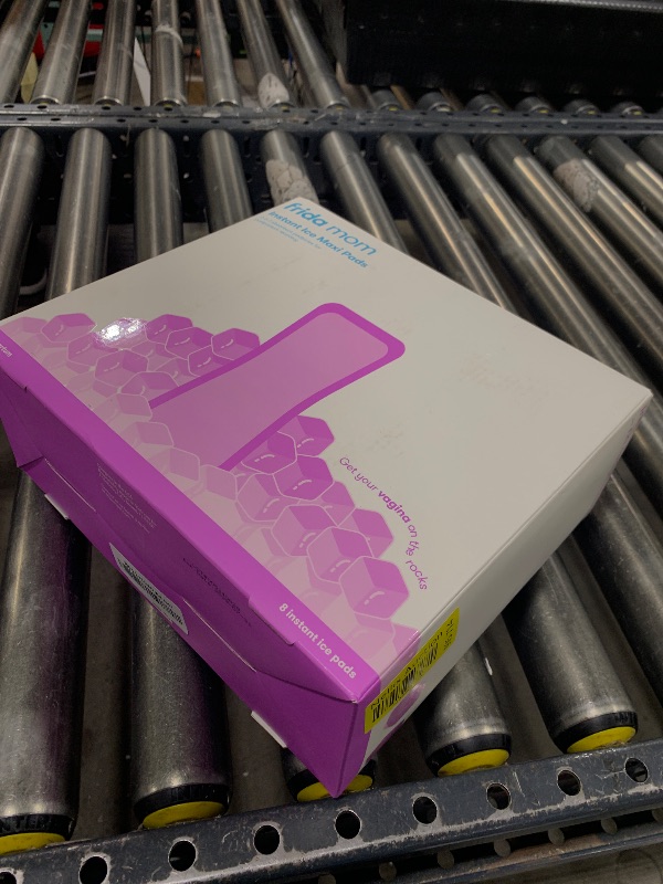 Photo 1 of FRIDA MOM INSTANT ICE MAXI PAD 