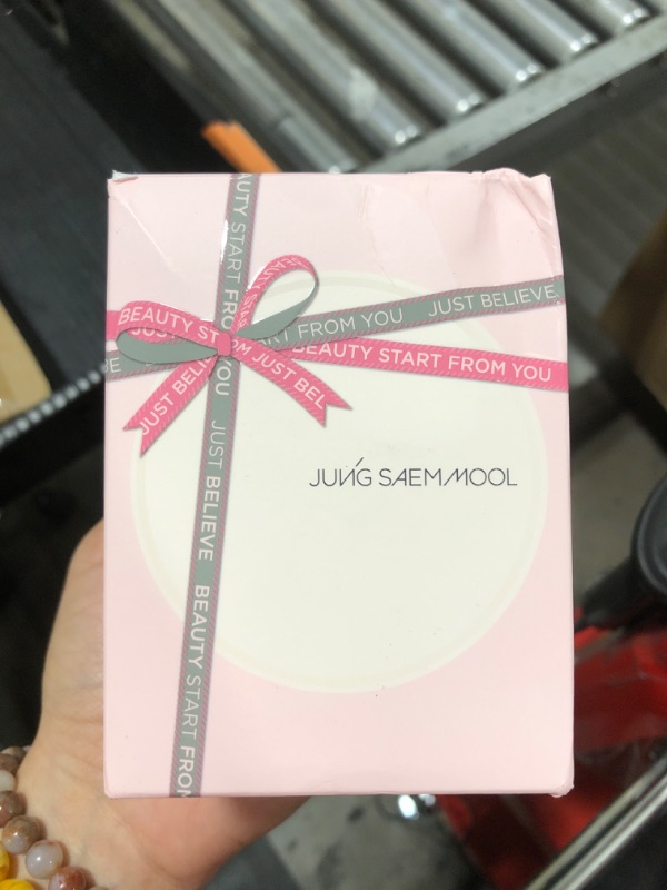 Photo 1 of JUNGSAEMMOOL Essential Skin Nuder Cushion Gift Set (Light) | Nuder Cushion (Refill included) + Mini + Puff (1pc) | SPF 50+ PA+++