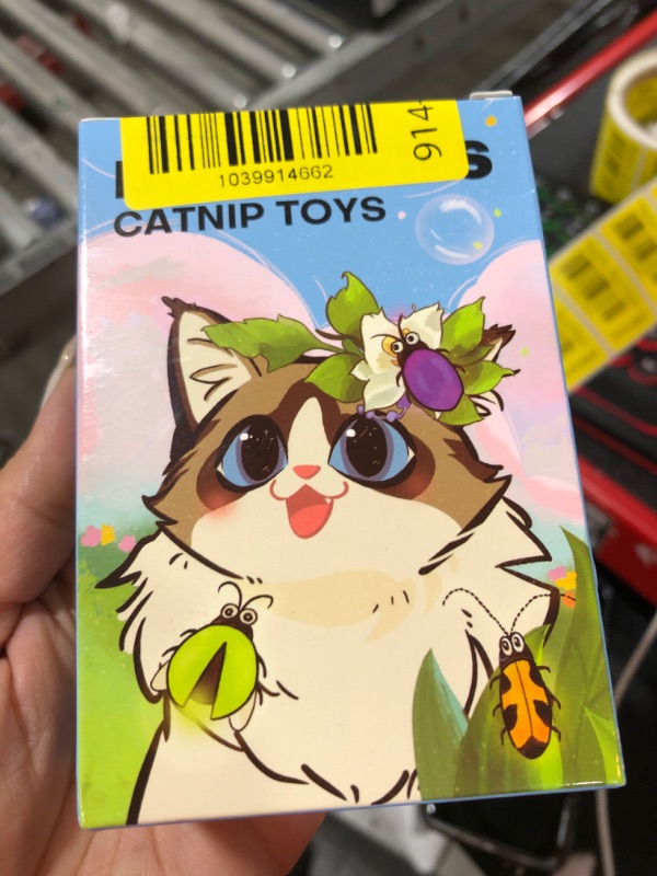 Photo 1 of Potaroma Realistic Bug Catnip Cat Toys Crinkly Sound, Durable Kitten Bite Interactive Kicker Toys for Indoor Exercise 3.5 Inches