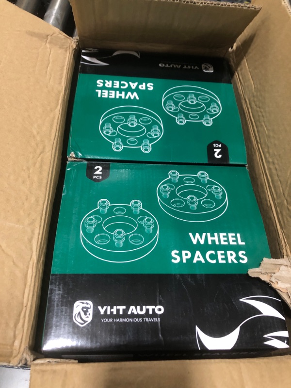 Photo 1 of YHTAUTO 6x5.5 to 6x135 Wheel Adapters 1.5 inch Fits Chevy Silverado 1999-2000 C2500, GMC Sierra 2007-2018, Cadillac Escalade, Forged Wheel Tire Spacers w/ M14x1.5 & 12.9 Studs, 108mm Bore 6 Lug 4PCS