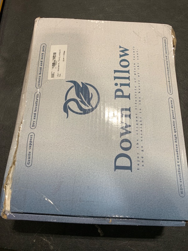 Photo 1 of Canadian White Goose Down Pillow Queen Size,900+ Fill Power Soft Side Sleeper Pillow for Sleeping Neck Pain Relief,100% Cotton Shell 600 Thread Count Bed White Hotel Quality Fluffy Pillows