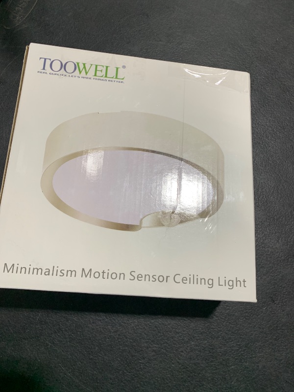 Photo 1 of TOOWELL Motion Sensor Ceiling Light Battery Operated Indoor/Outdoor LED Ceiling Lights for Closet Hallway Pantry Laundry Stairs Garage Bathroom Shower Porch Shed Wall 400LM Motion Activated Light