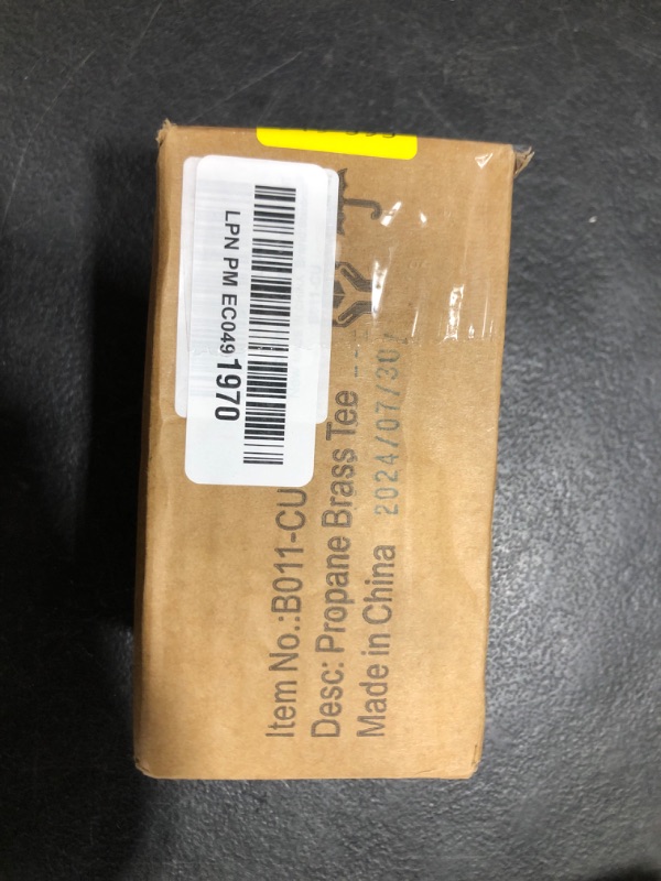 Photo 1 of Stanbroil Propane Gas Brass Tee Adapter with 4 Port for RV or Motorhome