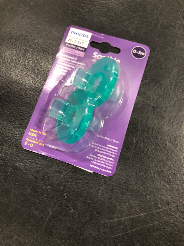 Photo 1 of Philips Avent Soothie 0-3 Months Orthodontic Baby Pacifiers, 100% Silicone Pacifiers, One Piece, BPA-Free, Green, 1 Pack, Model SCF190/41 ONLY COMES WITH 1