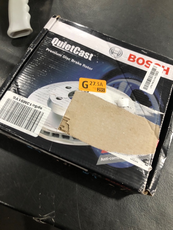 Photo 1 of BOSCH 53011381 QuietCast Premium Disc Brake Rotor - Compatible with Select Audi TT; Volkswagen Beetle, Golf, Golf City, Jetta; REAR - Single