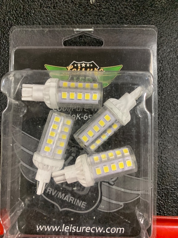 Photo 1 of Leisure LED 4 Pack RV LED Light Bulbs 450LM Cool White 6500K T10 921 922 912 33SMD LED Replacement Light Bulbs for RV Indoor Lights 10-30V (Cool White 6500K, 4-Pack)