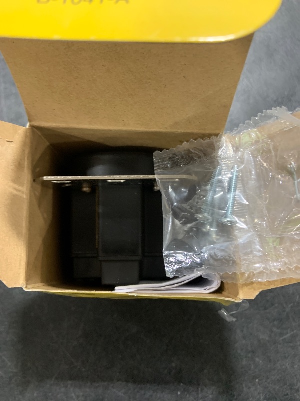 Photo 1 of Hubbell HBL9450A Straight Blade Device Receptacle, RTP, Industrial Grade, 3-Pole 4-Wire Grounding, 50A 125/250V, 14-50R