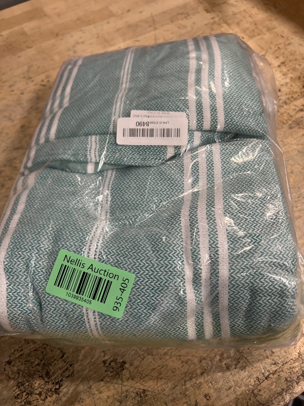 Photo 1 of YSYJ Turkish Beach Towel 6 Pack Beach Towels 36"x71" Beach Towel Oversized Sand Free Turkish Towel Quick Dry Bath Towels Teal