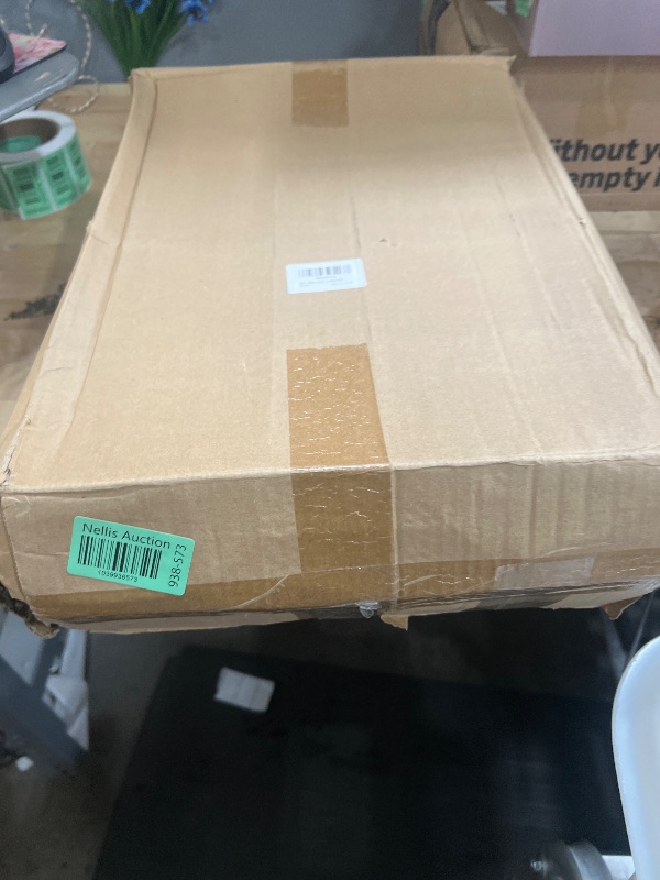 Photo 1 of (used)(unknown if complete) QIEGL 25pcs Garden Fence Animal Barrier 27ft(L) X 17in(H) No Dig Barrier Fencing Dog Rabbits Blocker 9 Vertical Metal 