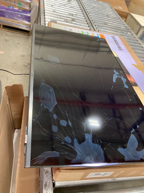 Photo 1 of **SMASHED SCREEN FINAL SALE**SAMSUNG 50-Inch Class Crystal UHD U8000F 4K Smart TV (2025 Model) Endless Free Content, Crystal Processor 4K, MetalStream Design, Knox Security, Alexa Built-in