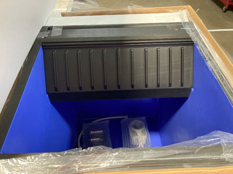 Photo 1 of ***BIN ONLY***

VEVOR Commercial Ice Maker Storage Bin, 500LBS Capacity Ice Bin, Stainless Steel Ice Storage Bin with Filter and Adjustable Anti-Slip Rubber Feet, Suitable for Restaurant Hotel and Beverage Shops