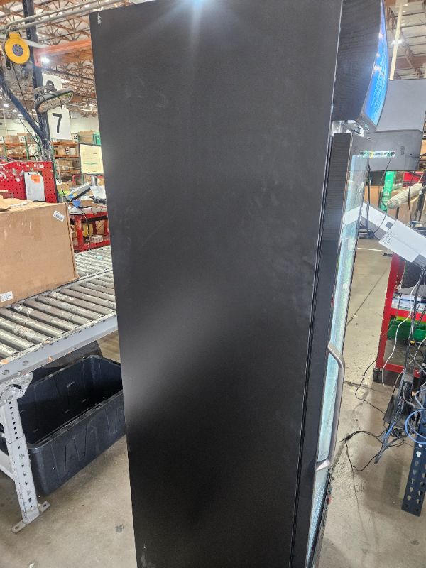 Photo 1 of 11.1-cu ft Upright Commercial Merchandiser Refrigerator