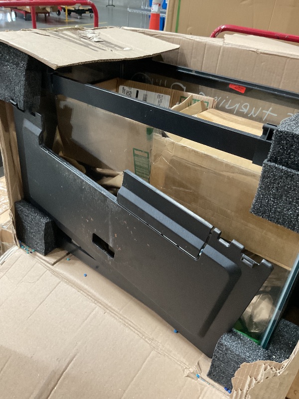 Photo 1 of (Item is heavily used) GloFish 20 Gallon Aquarium Kit with LED Lights, Decor Heater and Filter