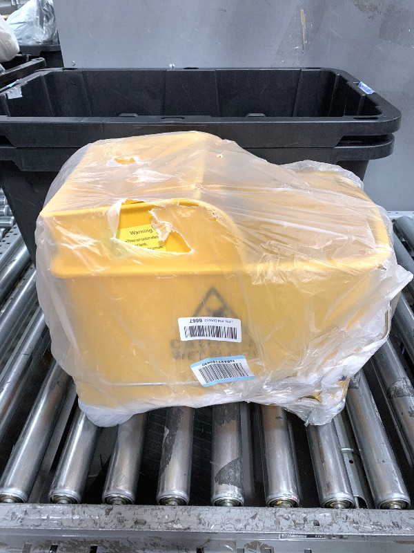 Photo 1 of ****** SEE COMMENTS***** Mind Reader Mop Bucket with Wringer, 22 Qt (5.5 Gallon), Floor Cleaning, Handle, Wheels, 16.25"L x 10.75"W x 24.5"H, Yellow