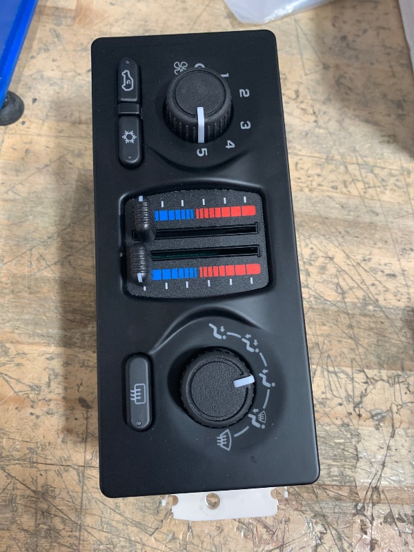 Photo 1 of DORMAN 599 210 XD PATENTED CLIMATE CONTROL MODULE WITH MANUAL A/C CONTREOLS....
