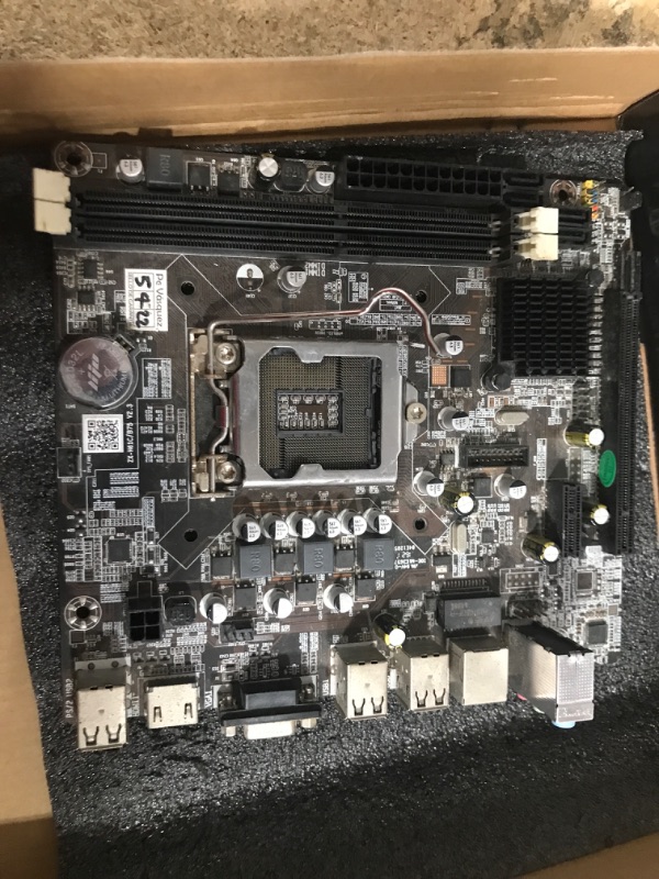 Photo 1 of (Sold for parts)(repair) Very Used B450M-HDV R4.0 AMD B450 AM4 Socket Ryzen 2000 - 5000 Processors DDR4 3200 64GB HDMI DVI-D D-Sub Motherboard SATA 6Gb/s Micro ATX M.2