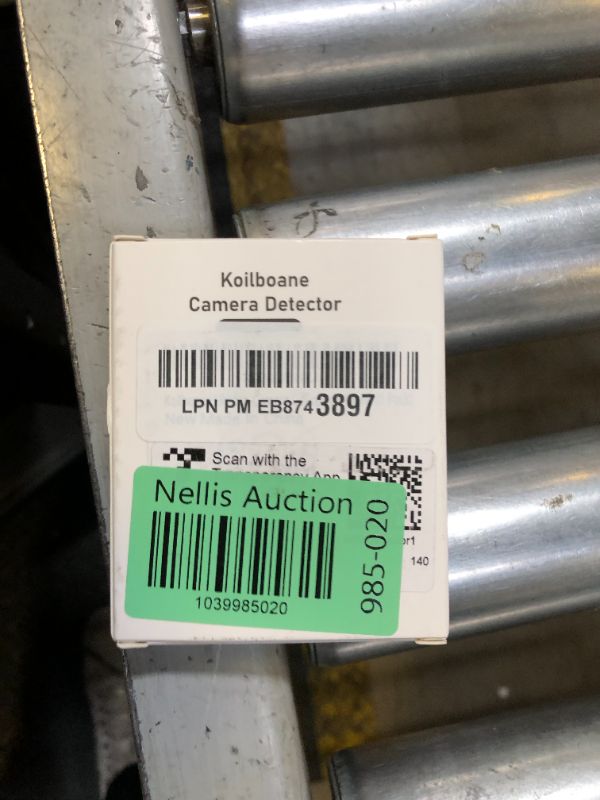 Photo 1 of Hidden-Camera-Detectors [2025 Upgraded] Anti-Spy Anti-Bug Camera Detector Spy Camera Finder,720H Rechargeable Battery Infrared Scanning Portable for Travel,Hotel,Bathroom,Office,Car,AirBnb(1 Pack)