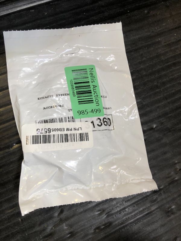 Photo 1 of Walker 31360 Exhaust Pipe Flange Gasket for Honda Civic