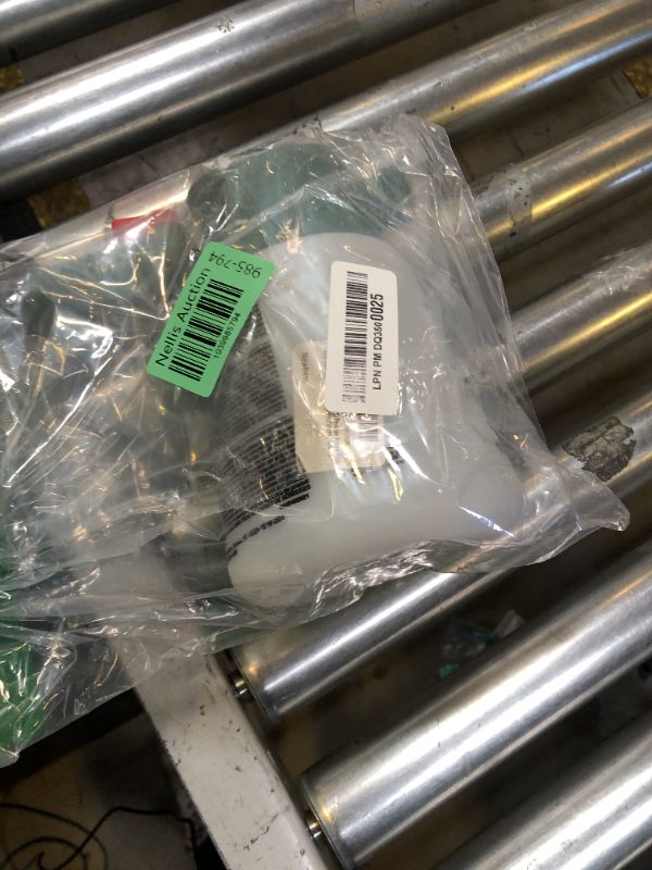 Photo 1 of Chapin International G405 Feeder Hose End for Dry and Water Soluble Fertilizers, Green