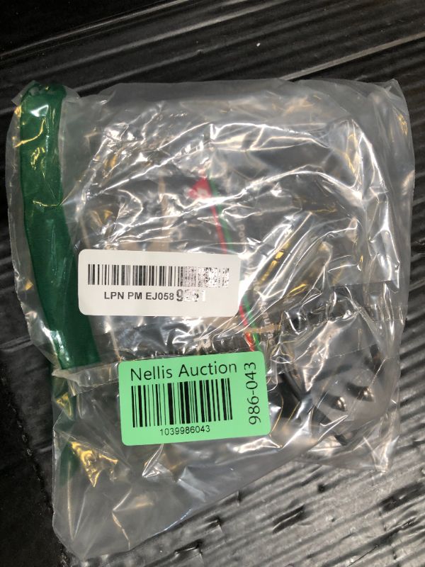Photo 1 of 100V-240V to 24V 1A AC/DC Switching Power Supply Adapter with 5 Selectable Adapter Plugs