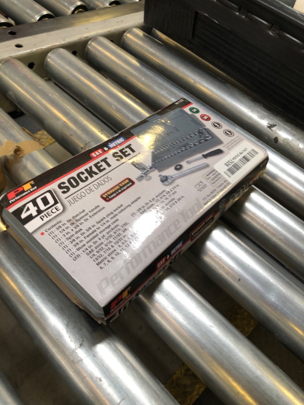 Photo 1 of Performance Tool W1173 SAE/Metric 40-Piece SAE and Metric Socket Set, 1/4-Inch & 3/8-Inch Drive
