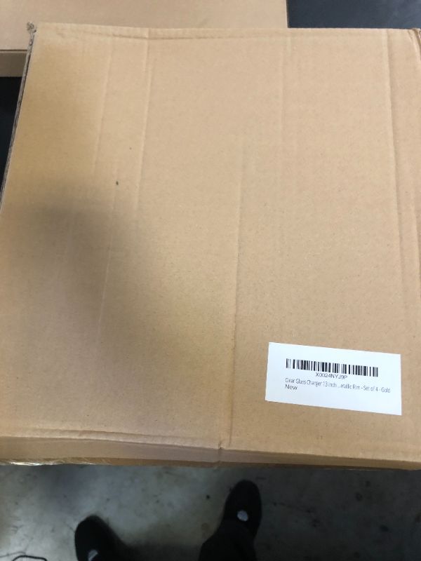 Photo 1 of Ms Lovely Clear Glass Charger 13 Inch Dinner Plate With 0.5 CM Metallic Rim - Set of 4 - Gold