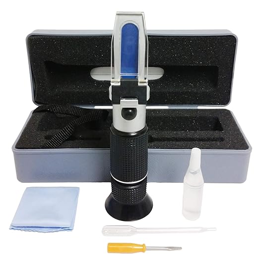 Photo 1 of Refract Handheld Refractometer. The Refractometer Series are Based on The Principle That The refractive Indices of Liquids Change When The Concentration Change. This Portable
