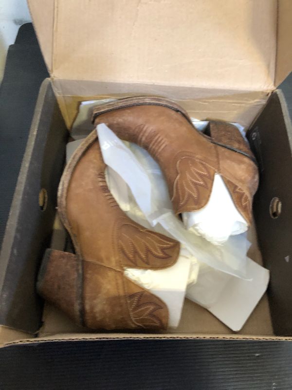 Photo 1 of Size 5.5--ARIAT BMVY9 Womens Hazel Western Boot Naturally Distressed Brown 5.5