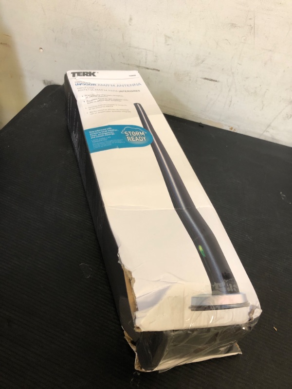 Photo 1 of Terk Indoor AM/FM Antenna
