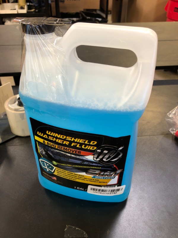 Photo 1 of UCS 10015 2-In-1 Car Windshield Washer Fluid & Bug Remover 1 Gallon Ready to Use Pack of 1