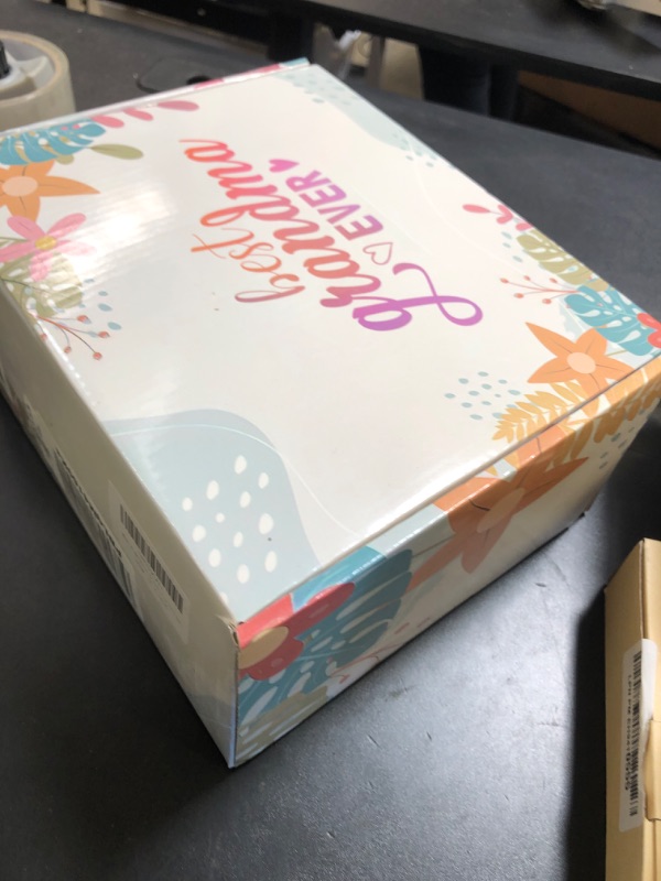 Photo 1 of HAOQINA 8 PCS First Time New Grandma Gifts Set Birthday Gifts for Grandma Soon to be