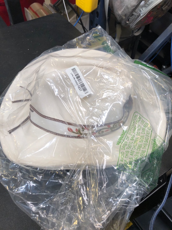 Photo 1 of Melesh Western Cowboy Hat for Men and Women, Shapeable Big Wide Brim Cowgirl Hat with Embroidery (US, Alpha, Large, Ivory)