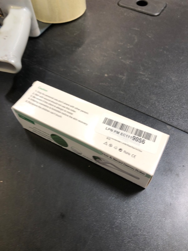 Photo 1 of Derma Roller Beard Roller 540, Titanium Micro Needling Roller Microneedle Roller for Men Women Home Use 0.25mm (White handle+ Green Roller)