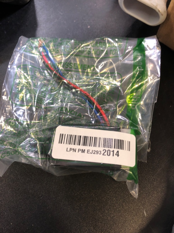 Photo 1 of DC Motor Speed Controller Universal DC 12V 24V 10A Electronic Stepless Speed Regulator Switch for Car Truck Fan Heater Control
