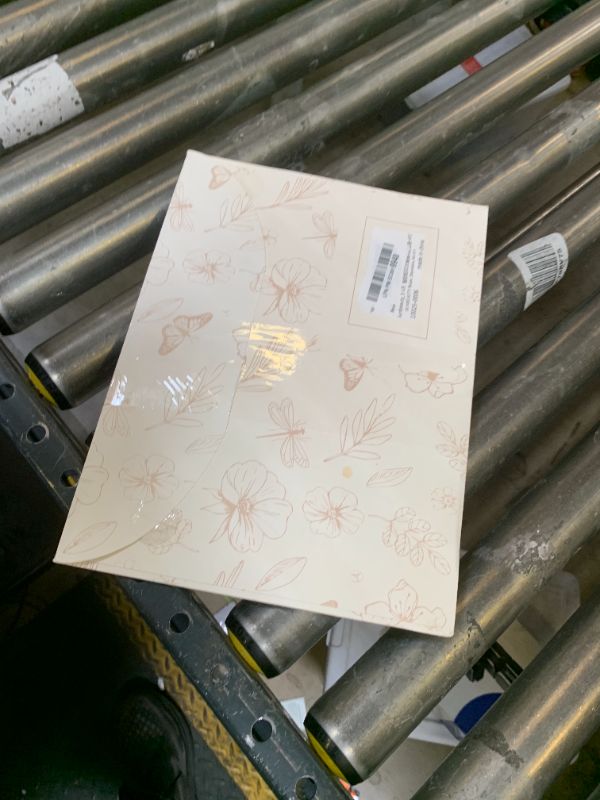 Photo 1 of SUNBEAUTY Butterfly Party Decorations, 3D Paper Butterfly Decoration, Hanging Paper Butterfly for Baby Shower Decorations Girls, Women, Paper Flowers for Wall Decoration, Set of 4