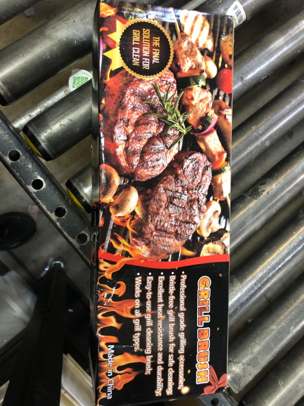 Photo 1 of GRILL BRUSH 