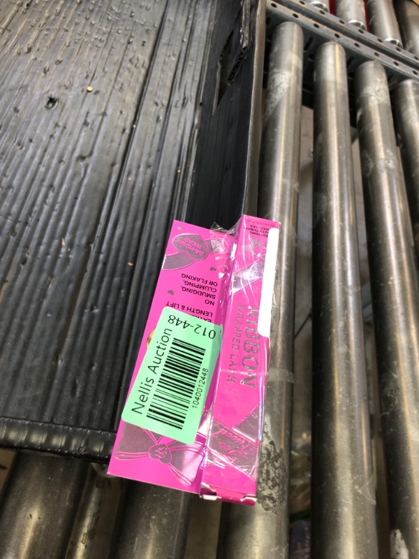 Photo 1 of Too Faced Ribbon Wrapped Lash Mascara | Extreme Length Tubing Mascara with no Smudging, Flaking or Clumping, 0.27 Fl Oz