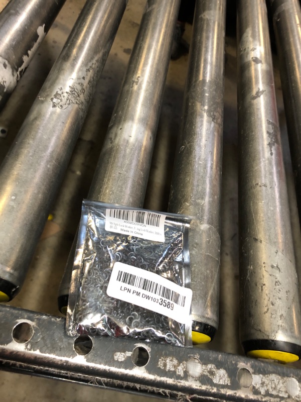 Photo 1 of M4 Split Lock Washer, 304 Stainless Steel Spring Lock Washer, 500Pcs