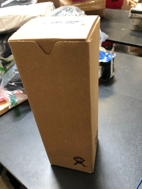 Photo 1 of Hydro Flask 24 Oz Wide Flex Straw Cap Sugarplum