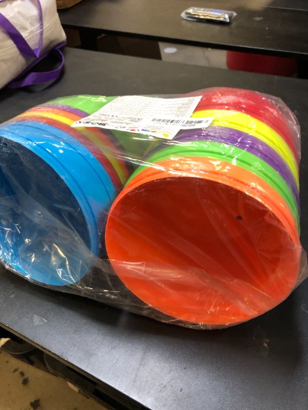 Photo 1 of JOYIN 10" Jumbo Easter Eggs, 6PCS Bright Plastic Giant Eggs Empty Fillable for Easter Filling Treats Party Favor Hunt Classroom Prize Supplies Decoration