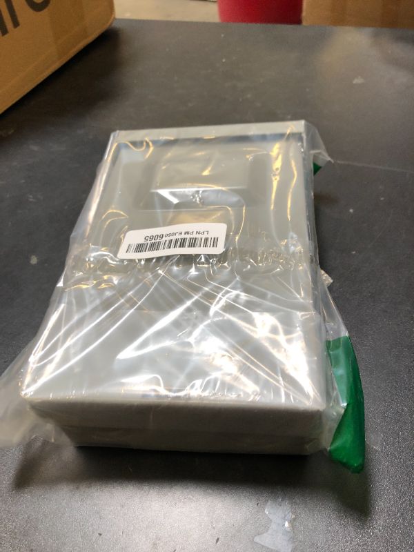 Photo 1 of A/C Disconnect Switch with-Fused 240V 30A Professional Manufacture 240V 30A Pull Out Switch Box with-Fused Disconnect Box Plastic Electronic Components Fused Disconnect Box