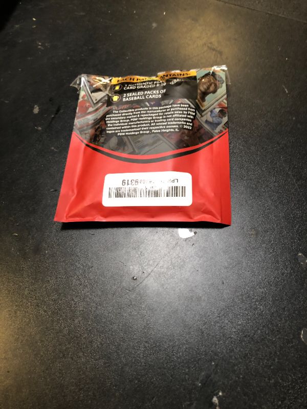 Photo 1 of Zoo Packs MLB Baseball PSA Graded Card Mystery Power Pack - Amazon Exclusive