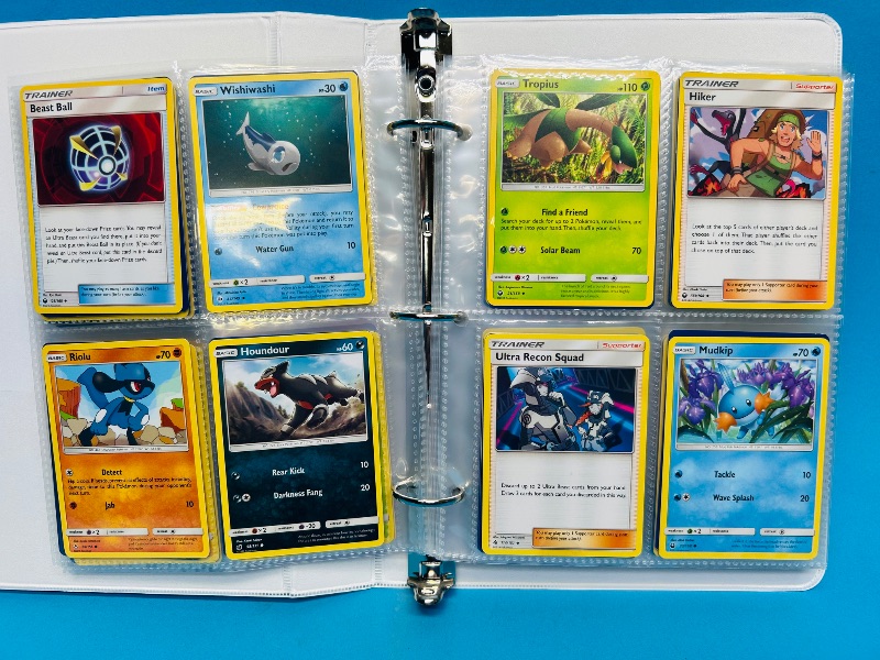 Photo 1 of 025004…final sale no returns/refunds- 160 mixed Pokemon cards in binder