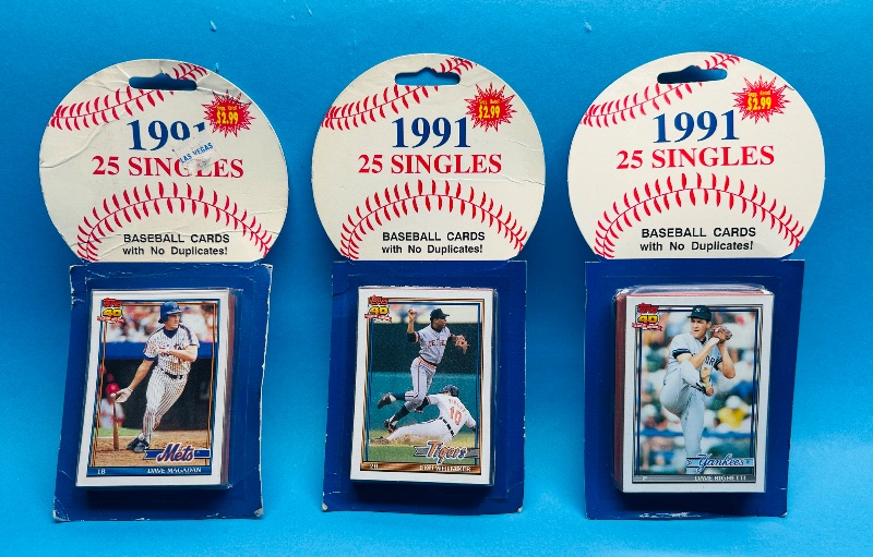 Photo 1 of 025093… final sale no returns/refunds- sealed sports card packs -some wear from age