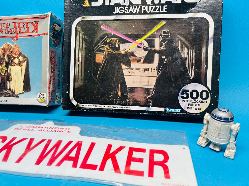 Photo 1 of 025119…vintage Star Wars books, puzzles, figures, etc. missing pieces unknown 